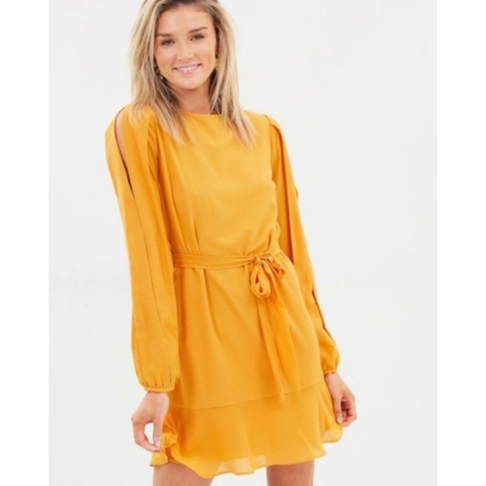 Sunshine Yellow Split Sleeve Dress ☀️ Size 4 - Picture 4 of 8